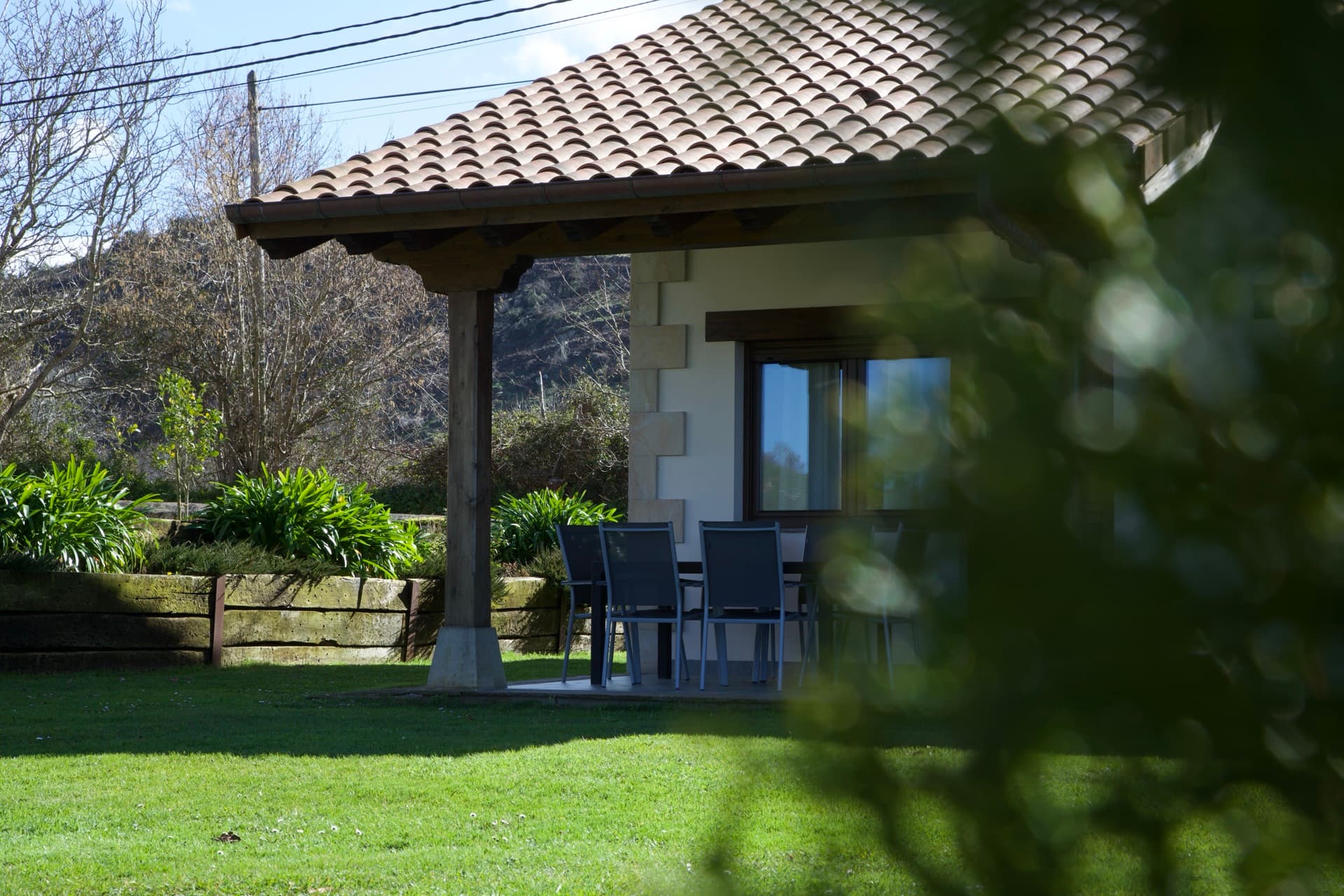Porche con vistas al valle