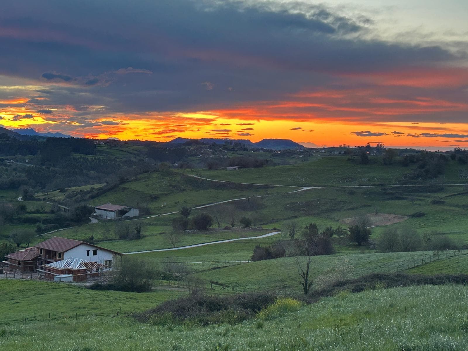 Atardecer en Valdhaya